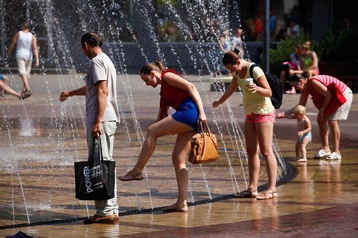 Обязать работодателей давать выходной в жару некоторым гражданам предлагают в России