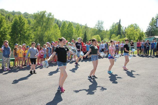 В Прокопьевске загородные лагеря открыли двери для юных горожан