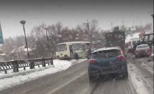 ДТП в Прокопьевске: столкнулись маршрутка и трактор