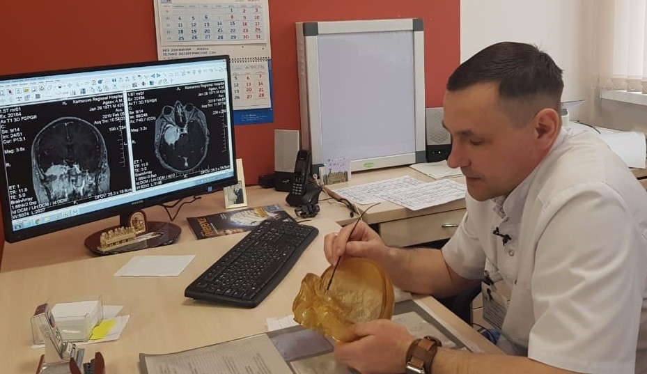 В Кузбассе хирурги спасли пациента, удалив сложную опухоль мозга