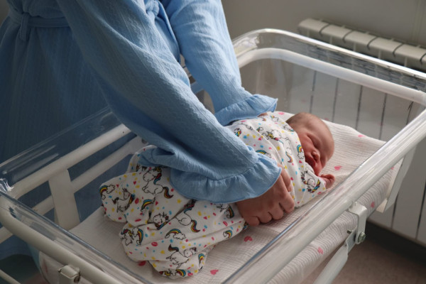 В Кузбассе в День защиты детей на свет появилось 48 младенцев