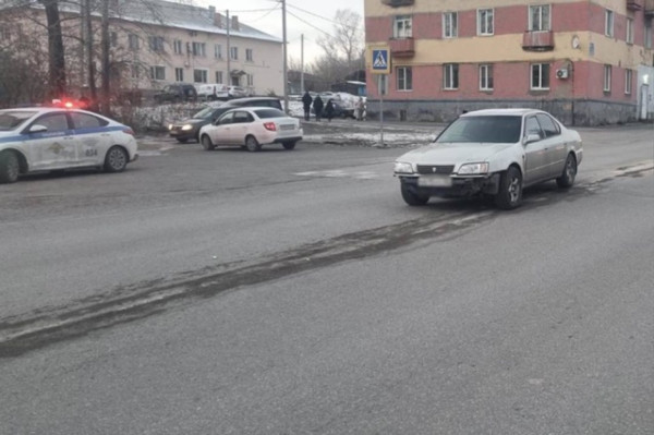 В Прокопьевске иномарка сбила школьницу на пешеходном переходе В Прокопьевске иномарка сбила школьницу на пешеходном переходе