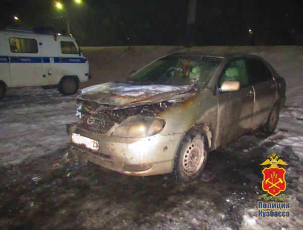 Мужчине, который поджог автомобиль знакомого из-за музыкальных разногласий, дали 3 года 8 месяцев колонии Мужчине, который поджог автомобиль знакомого из-за музыкальных разногласий, дали 3 года 8 месяцев колонии