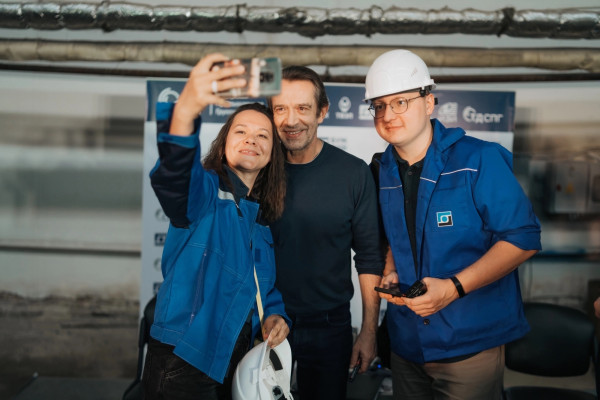 Известный актер стал Героем Кузбасса Известный актер стал Героем Кузбасса