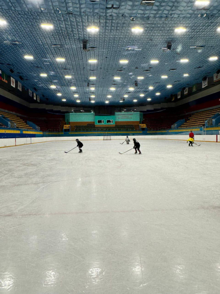В СК "Снежинка" в Прокопьевске вернули лёд