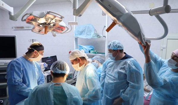 В Кузбассе ребёнок ударился о руль велосипеда. Пострадавший оказался на операционном столе