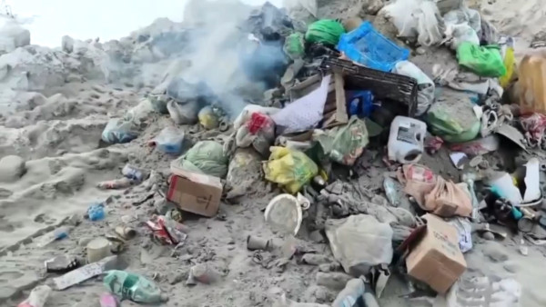 В Прокопьевске мусоровоз загорелся на ходу В Прокопьевске мусоровоз загорелся на ходу