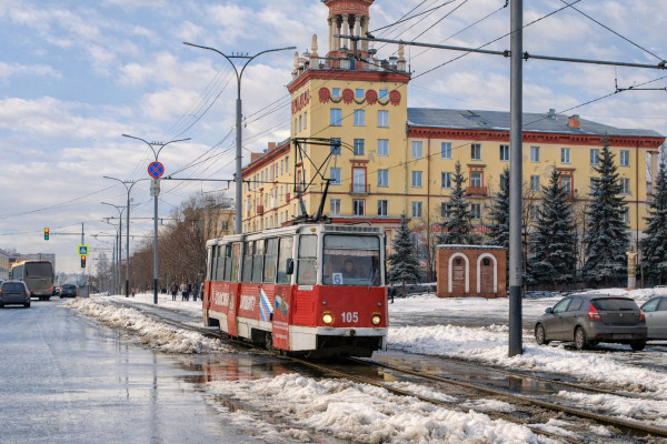 В воскресенье в Кузбассе хоть пасмурно и дождливо, но жарко В воскресенье в Кузбассе хоть пасмурно и дождливо, но жарко