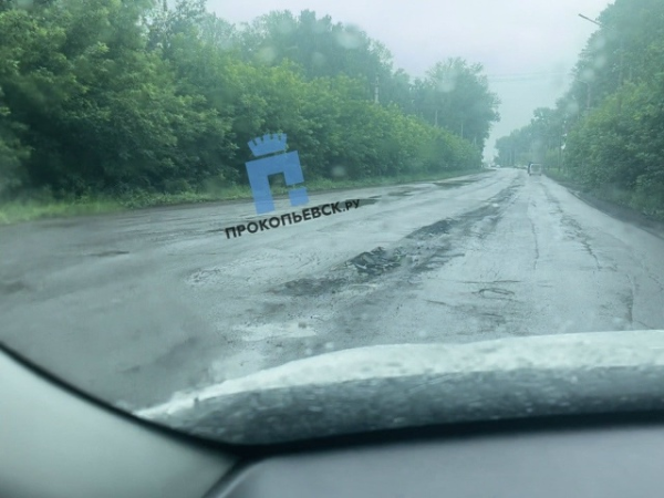 В Прокопьевске прокомментировали состояние дорог на улице Правды и объездной дороге в 10 микрорайон
