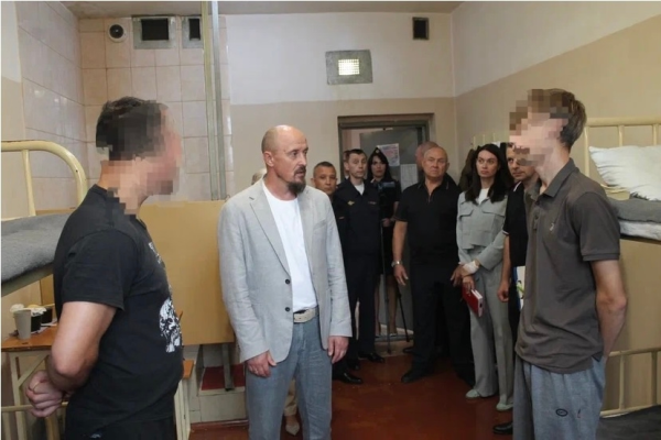 Уполномоченный по правам человека в Кузбассе посетил следственных изолятор Прокопьевска