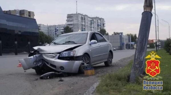 В Прокопьевске пьяный водитель устроил ДТП, в котором погиб пассажир